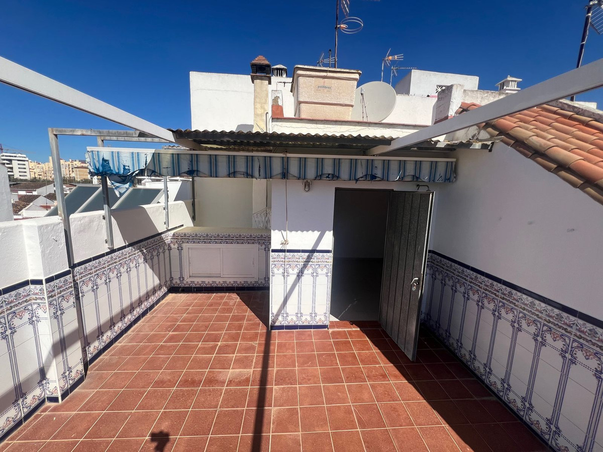 3 Bed Townhouse for sale in Estepona Costa Del Sol, Málaga, Spain