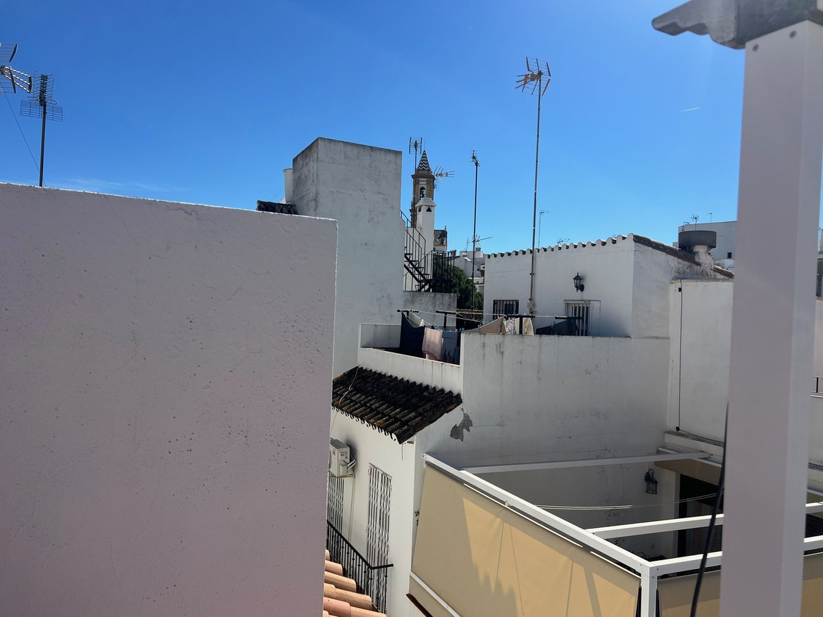 3 Bed Townhouse for sale in Estepona Costa Del Sol, Málaga, Spain