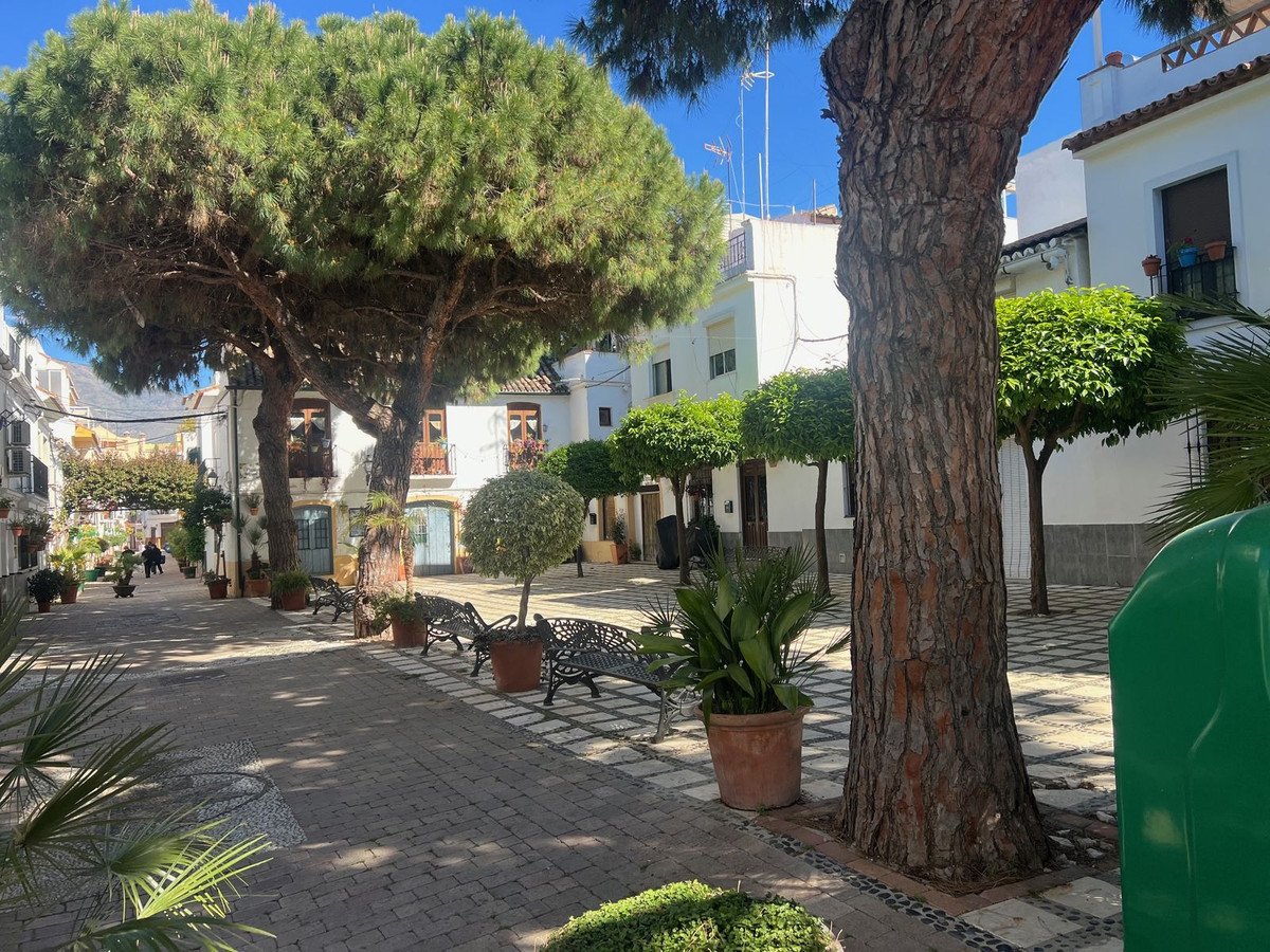 3 Bed Townhouse for sale in Estepona Costa Del Sol, Málaga, Spain