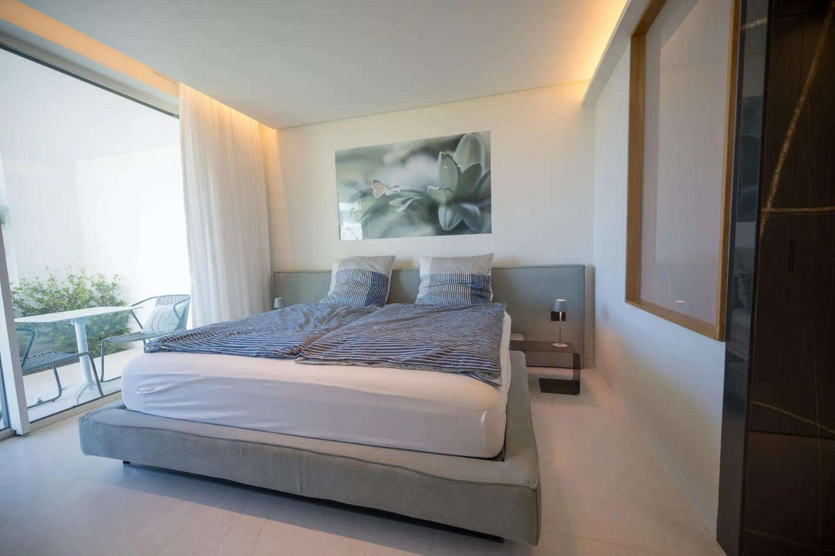 Se vende Apartamento Planta Baja de 3 dormitorios en Costa Del Sol, Málaga, España