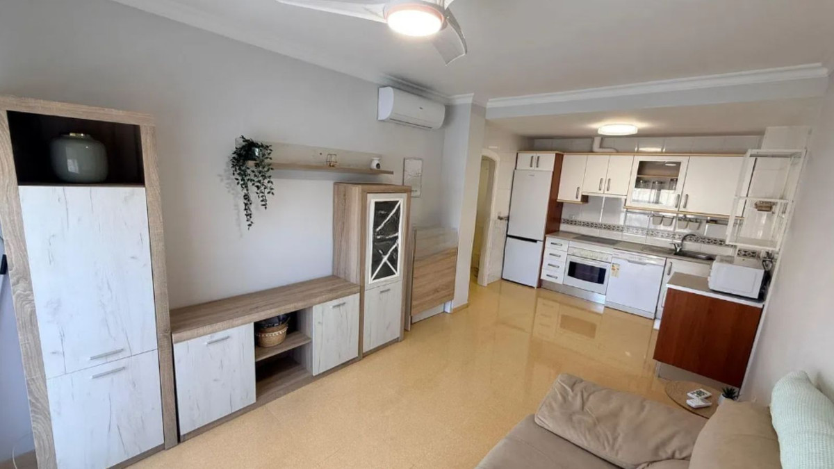 2 Bed Apartment for sale in Casares Costa Del Sol, Málaga, Spain