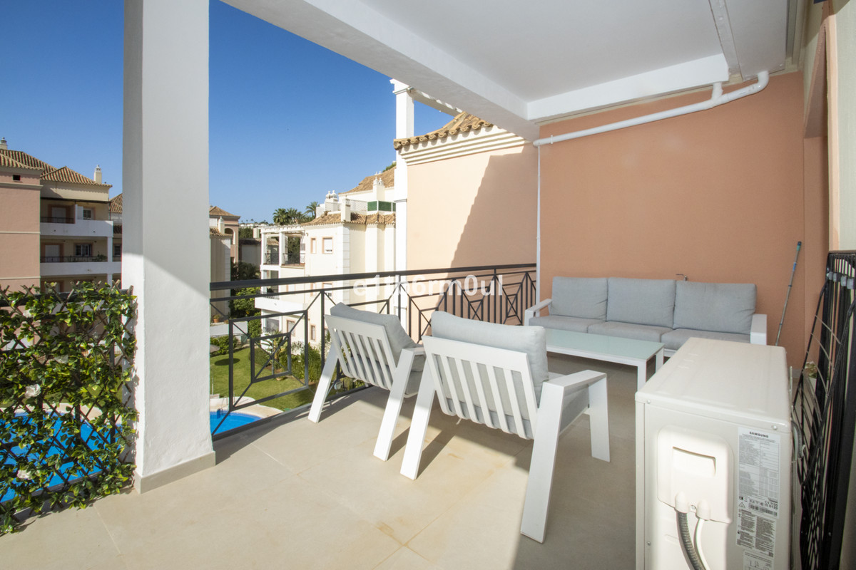 2 Bed Apartment for sale in Nueva Andalucía Costa Del Sol, Málaga, Spain