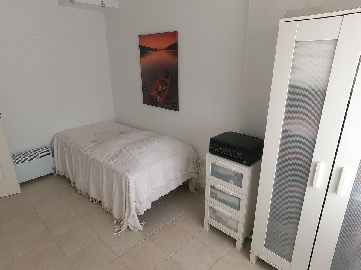 Se vende Apartamento Planta Media de 2 dormitorios en Costa Blanca, Alicante, España
