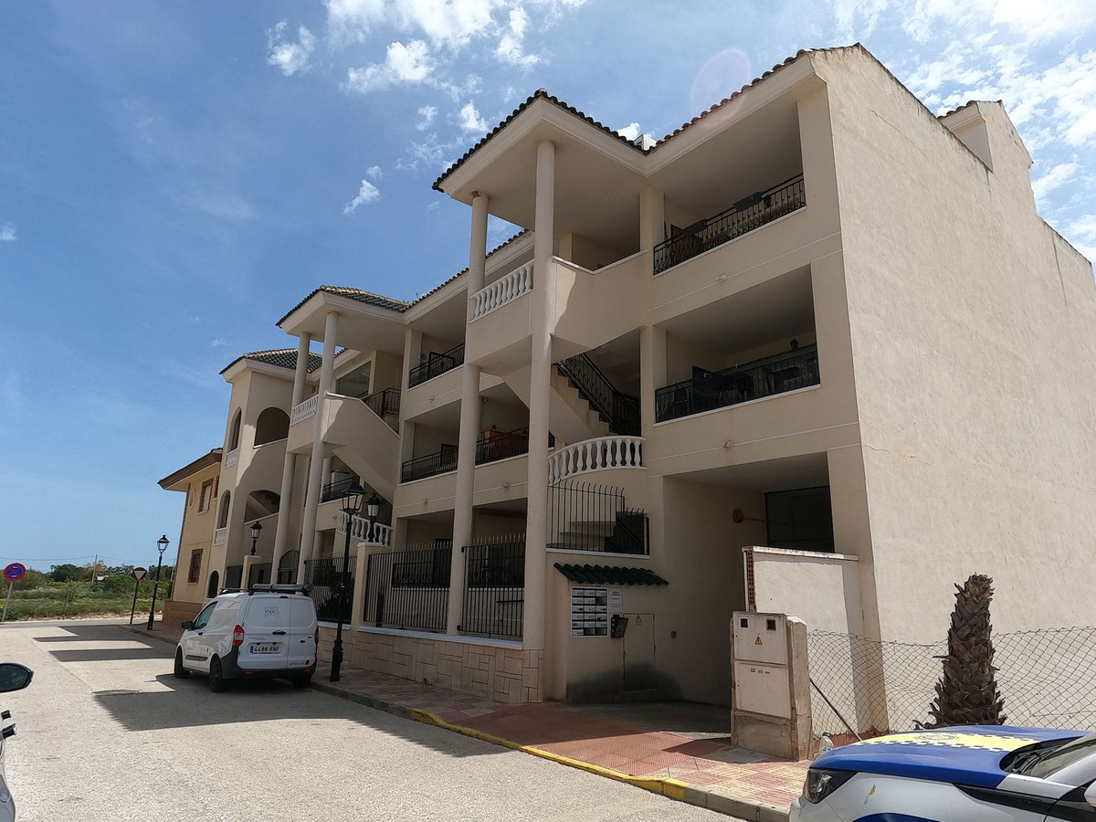 Se vende Apartamento Planta Media de 2 dormitorios en Costa Blanca, Alicante, España