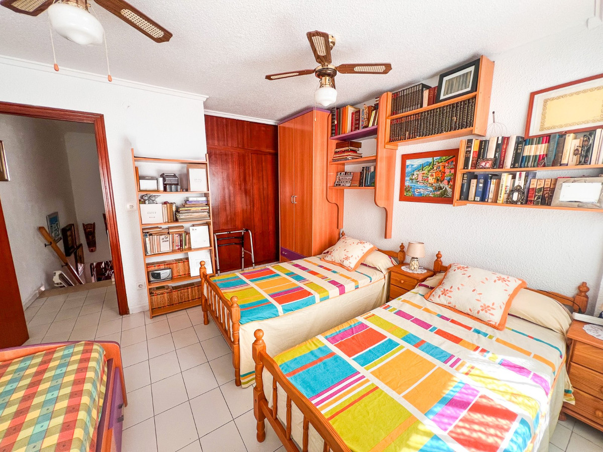 Se vende Ático de 2 dormitorios en Costa Blanca, Alicante, España