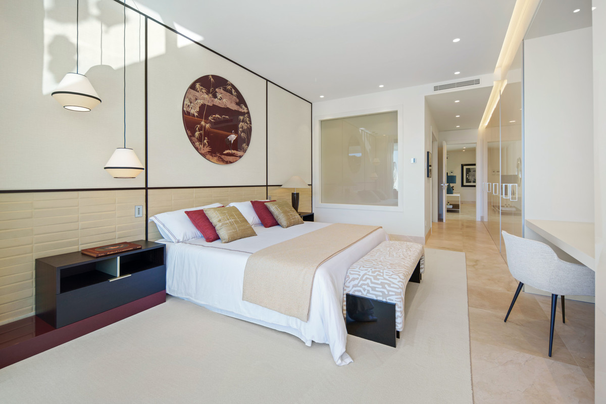 Se vende Apartamento Planta Baja de 4 dormitorios en Costa Del Sol, Málaga, España