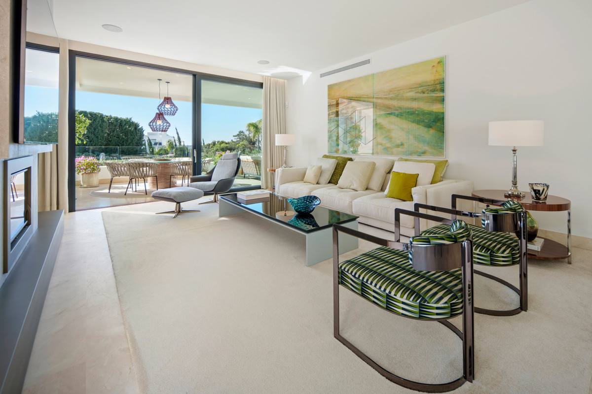 Se vende Apartamento Planta Baja de 4 dormitorios en Costa Del Sol, Málaga, España