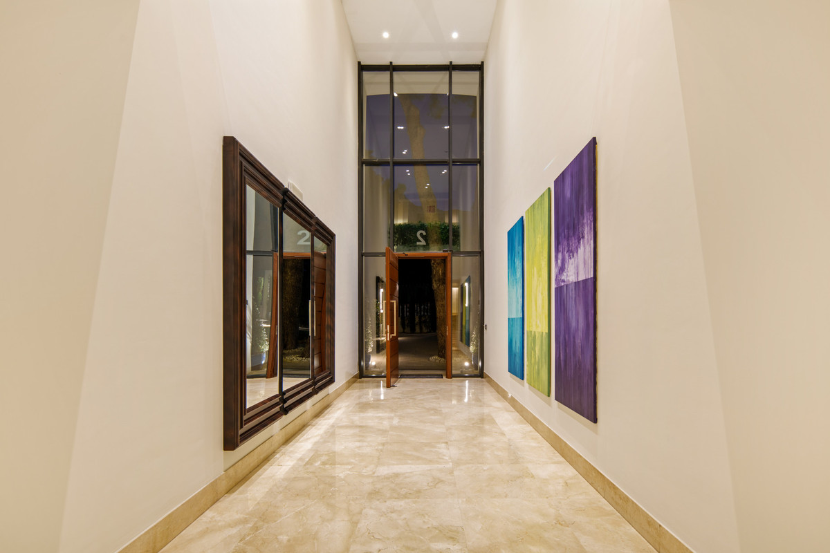 Se vende Apartamento Planta Baja de 4 dormitorios en Costa Del Sol, Málaga, España