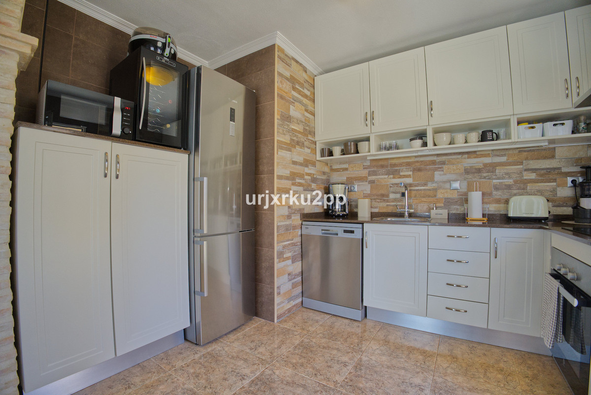 3 Bed Townhouse for sale in Torrevieja Costa Blanca, Alicante, Spain