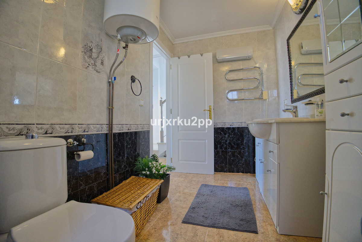 3 Bed Townhouse for sale in Torrevieja Costa Blanca, Alicante, Spain