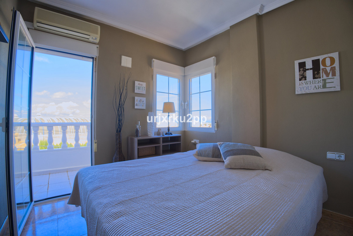 3 Bed Townhouse for sale in Torrevieja Costa Blanca, Alicante, Spain