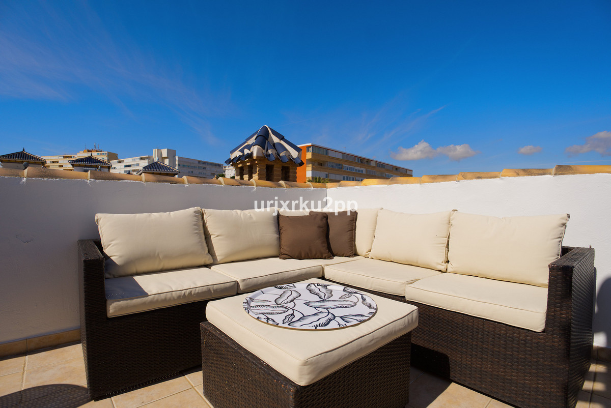 3 Bed Townhouse for sale in Torrevieja Costa Blanca, Alicante, Spain