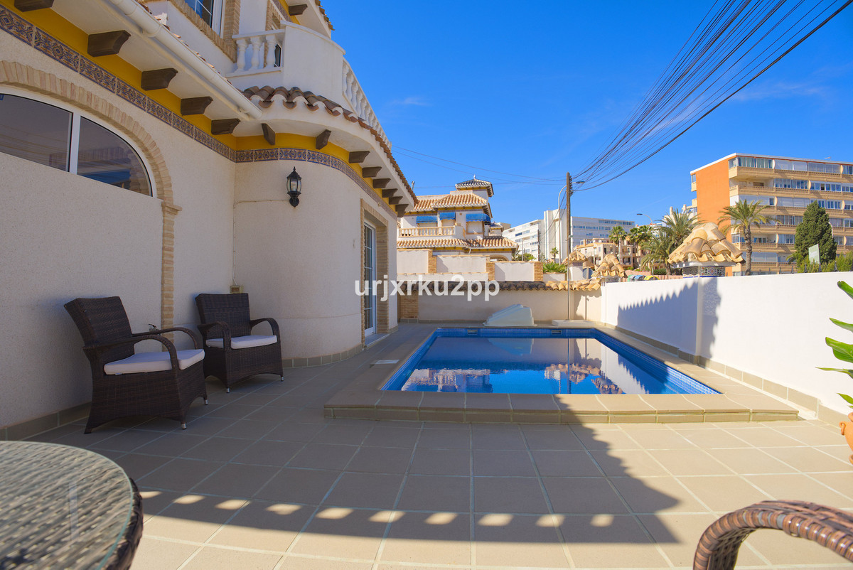 3 Bed Townhouse for sale in Torrevieja Costa Blanca, Alicante, Spain