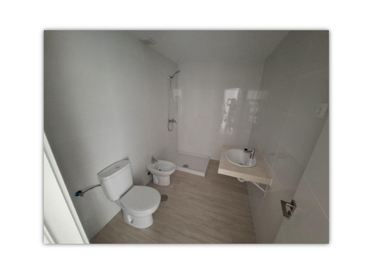 1 Bed Apartment for sale in Fuengirola Costa Del Sol, Málaga, Spain