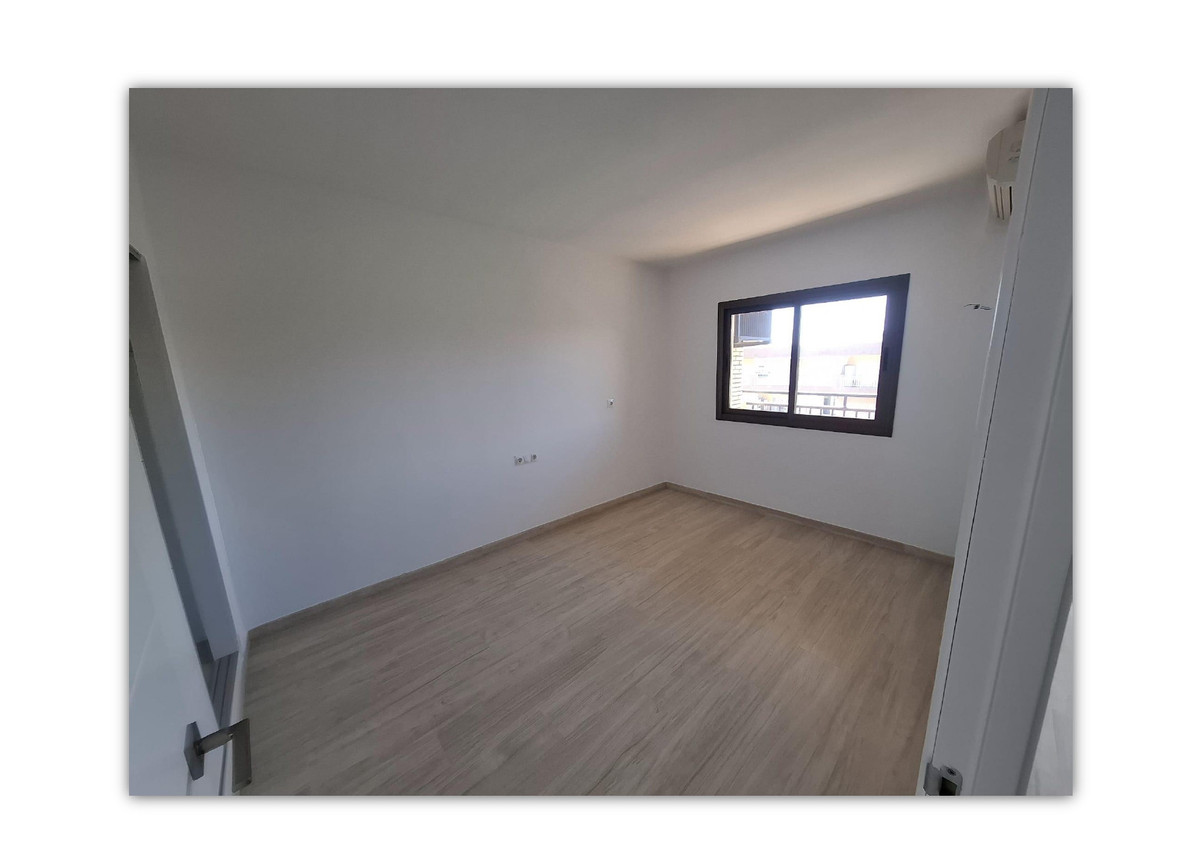 1 Bed Apartment for sale in Fuengirola Costa Del Sol, Málaga, Spain