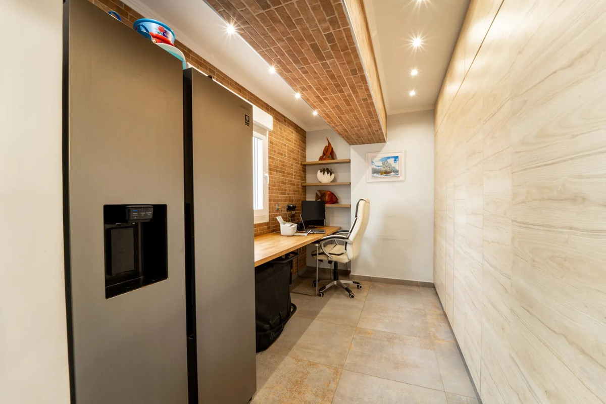 2 Bed Apartment for sale in Playa Del Cura Costa Blanca, Alicante, Spain