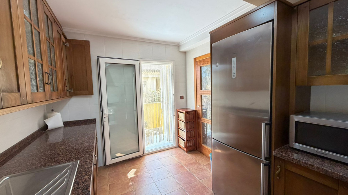 Se vende Villa - Chalet de 5 dormitorios en Costa Blanca, Alicante, España