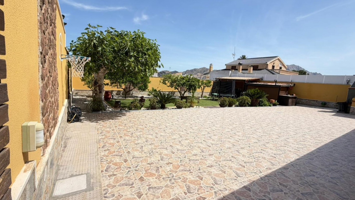 Se vende Villa - Chalet de 5 dormitorios en Costa Blanca, Alicante, España
