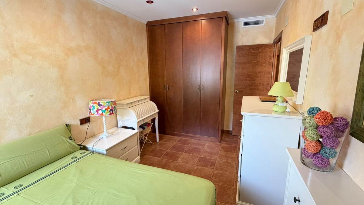 Se vende Villa - Chalet de 5 dormitorios en Costa Blanca, Alicante, España