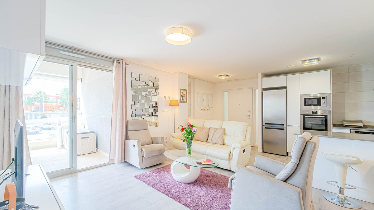 Se vende Apartamento Planta Baja de 2 dormitorios en Costa Blanca, Alicante, España