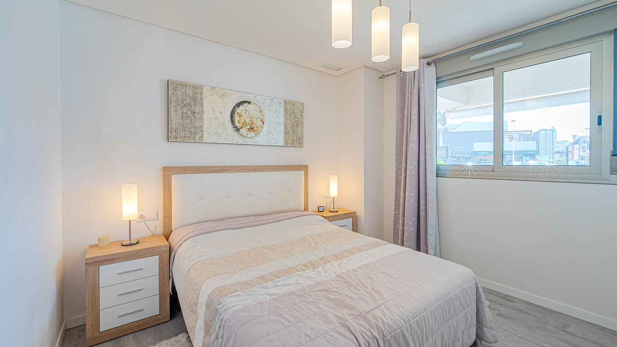 Se vende Apartamento Planta Baja de 2 dormitorios en Costa Blanca, Alicante, España