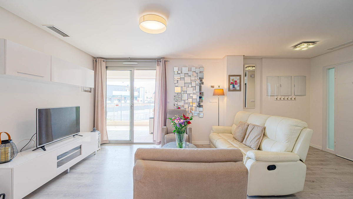 Se vende Apartamento Planta Baja de 2 dormitorios en Costa Blanca, Alicante, España