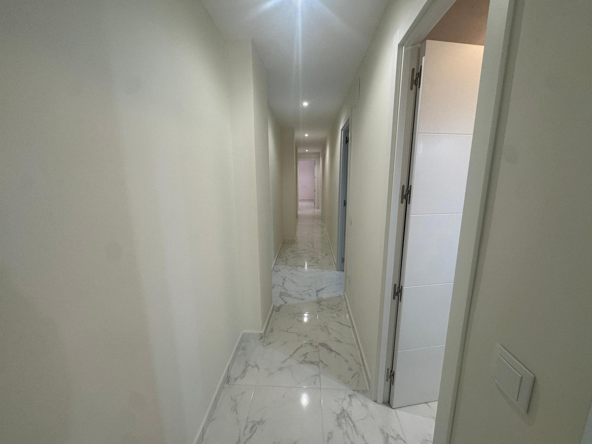 3 Bed Apartment for sale in Torrevieja Costa Blanca, Alicante, Spain