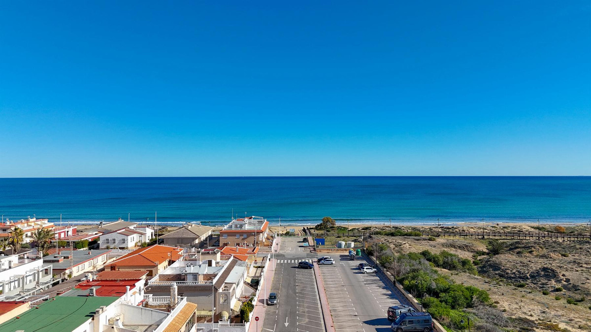 Se vende Bungalow de 3 dormitorios en Costa Blanca, Alicante, España