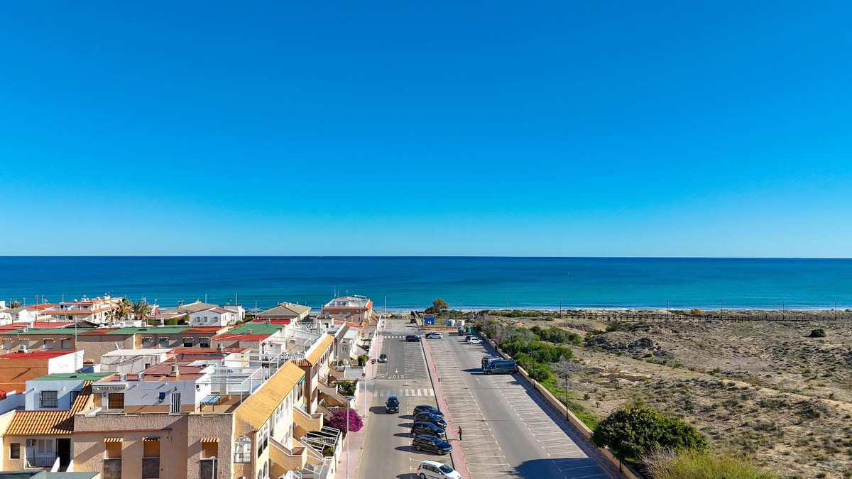 Se vende Bungalow de 3 dormitorios en Costa Blanca, Alicante, España