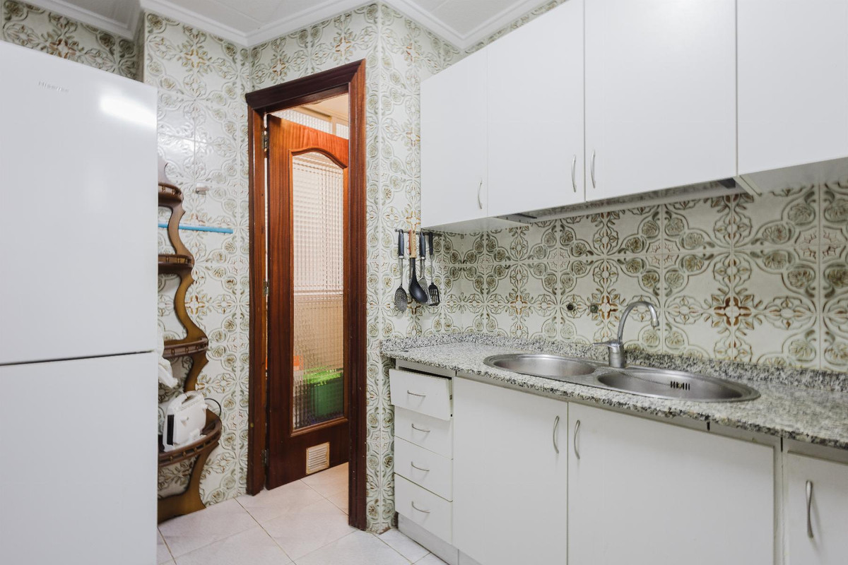 3 Bed Apartment for sale in Torrevieja Costa Blanca, Alicante, Spain