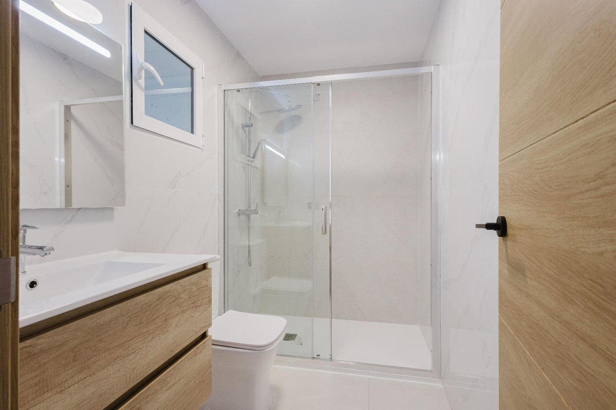 4 Bed Townhouse for sale in Algorfa Costa Blanca, Alicante, Spain