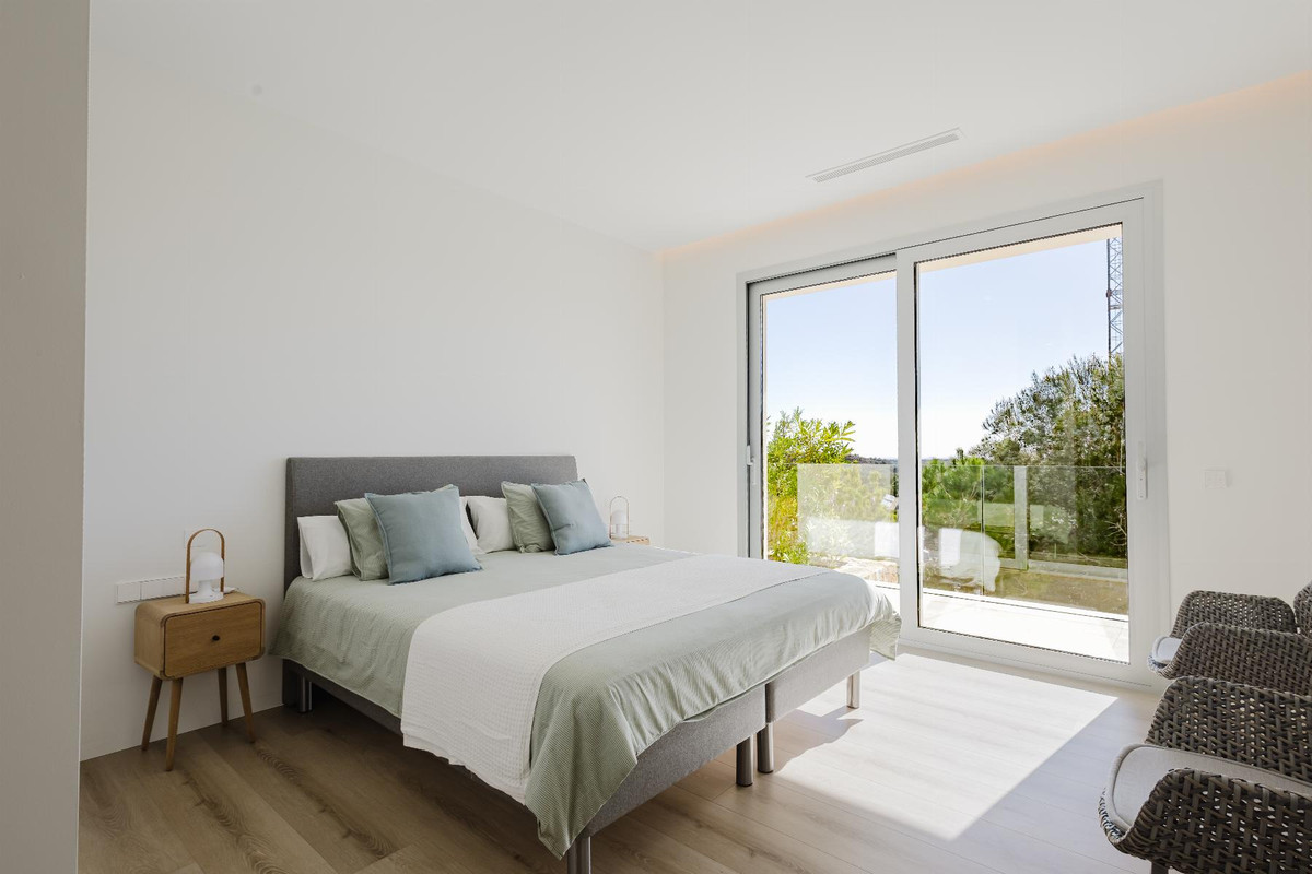 5 Bed Townhouse for sale in Las Colinas Golf Costa Blanca, Alicante, Spain