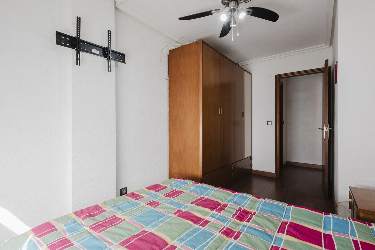 Se vende Apartamento Planta Media de 3 dormitorios en Costa Blanca, Alicante, España