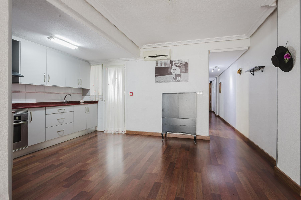 Se vende Apartamento Planta Media de 3 dormitorios en Costa Blanca, Alicante, España
