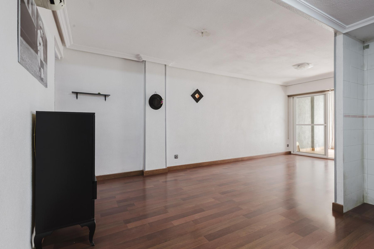 Se vende Apartamento Planta Media de 3 dormitorios en Costa Blanca, Alicante, España