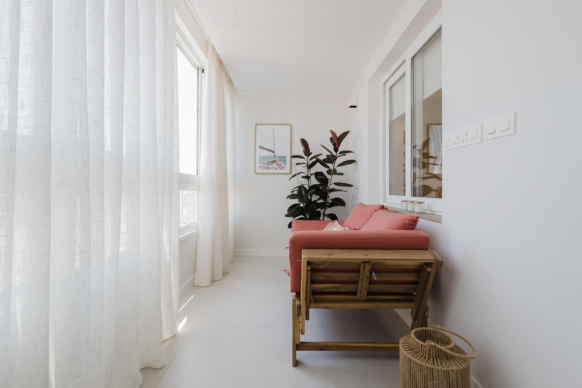 Se vende Apartamento Planta Media de 3 dormitorios en Costa Blanca, Alicante, España