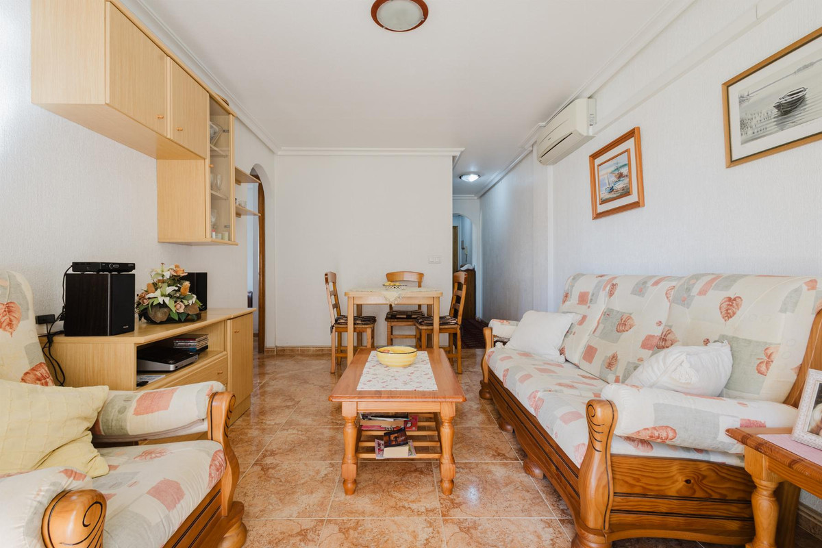 Se vende Apartamento Planta Media de 3 dormitorios en Costa Blanca, Alicante, España