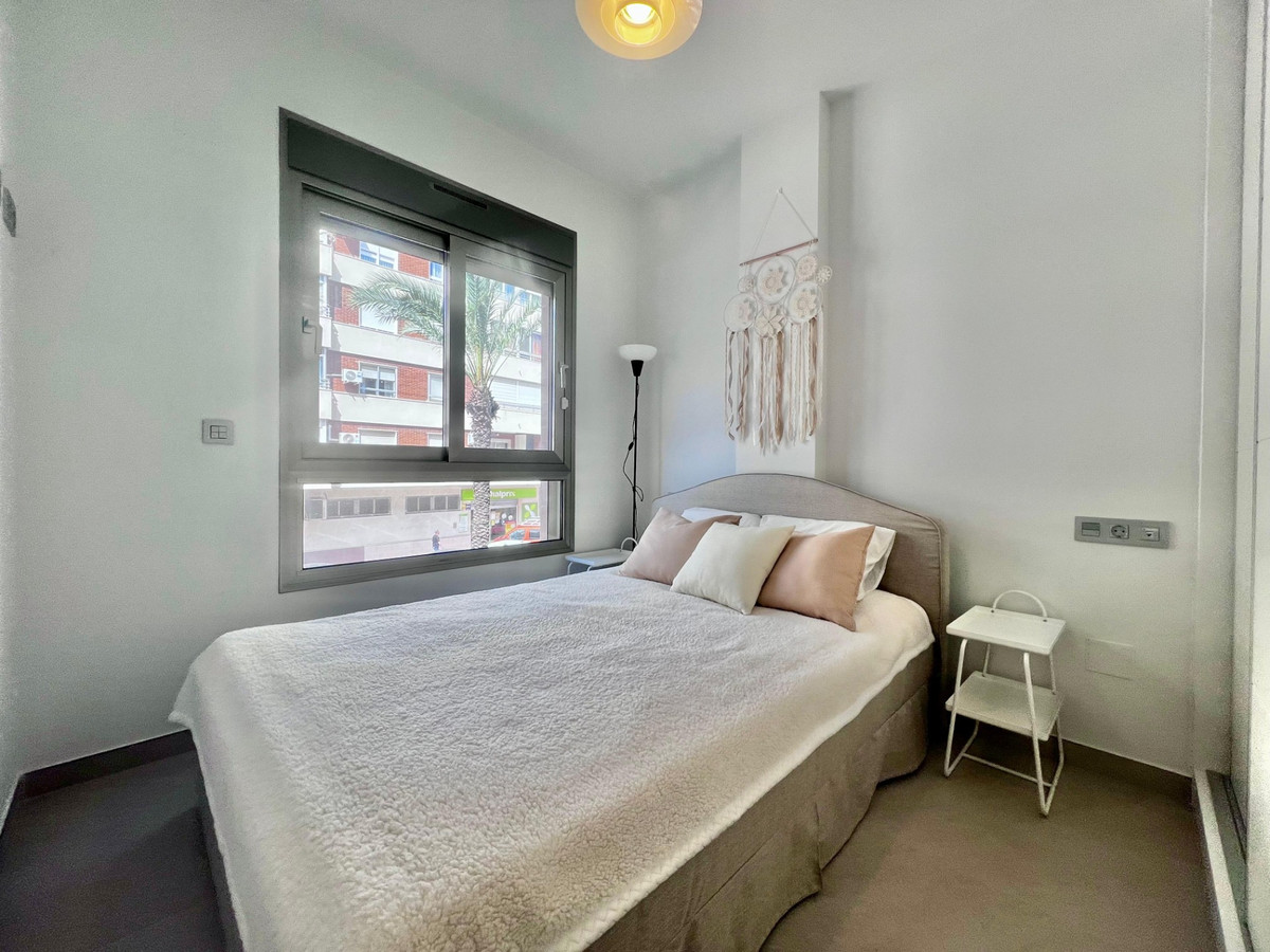 Se vende Apartamento Planta Baja de 2 dormitorios en Costa Blanca, Alicante, España