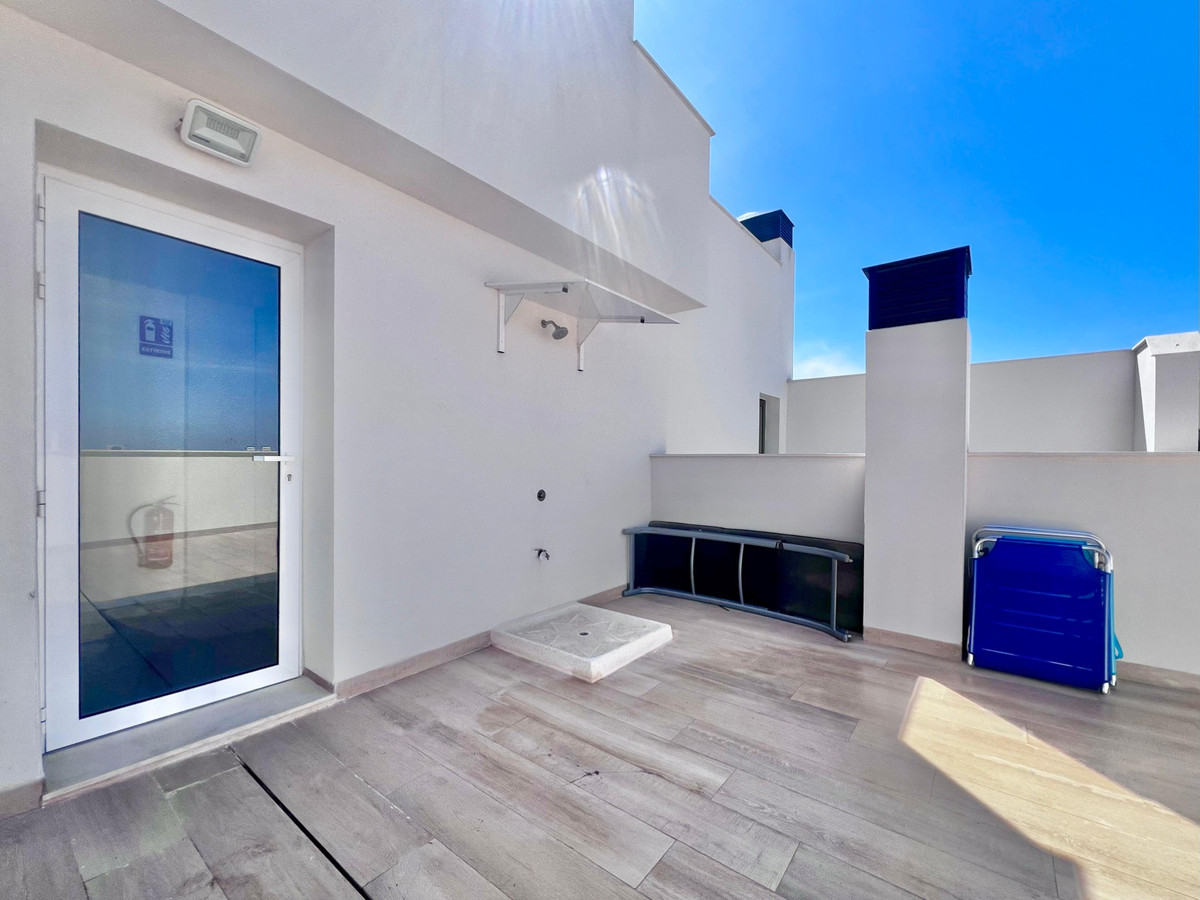 Se vende Apartamento Planta Baja de 2 dormitorios en Costa Blanca, Alicante, España