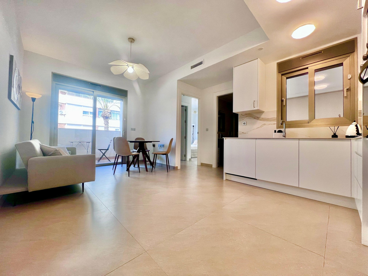 Se vende Apartamento Planta Baja de 2 dormitorios en Costa Blanca, Alicante, España