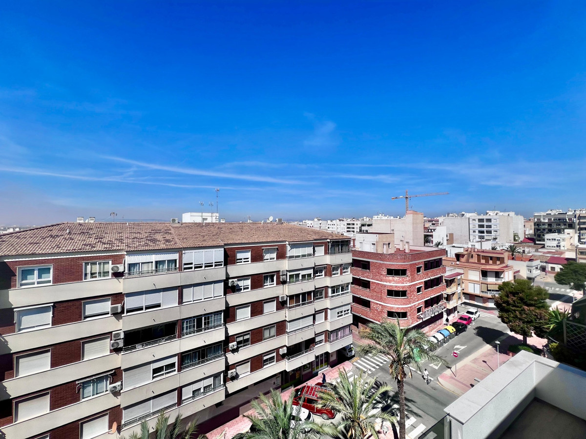 Se vende Apartamento Planta Baja de 2 dormitorios en Costa Blanca, Alicante, España