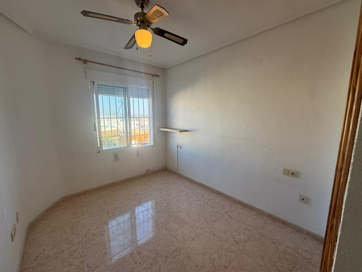 Se vende Apartamento Planta Media de 2 dormitorios en Costa Blanca, Alicante, España