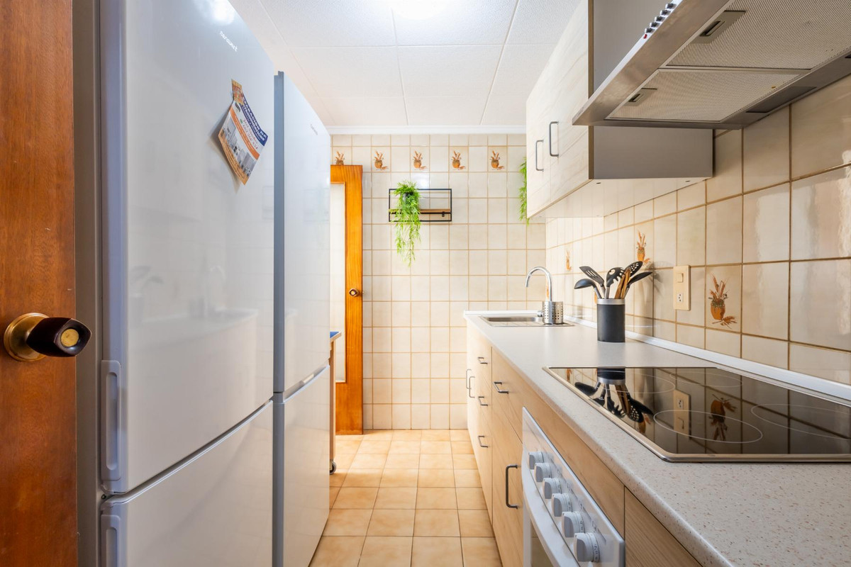 3 Bed Apartment for sale in Torrevieja Costa Blanca, Alicante, Spain