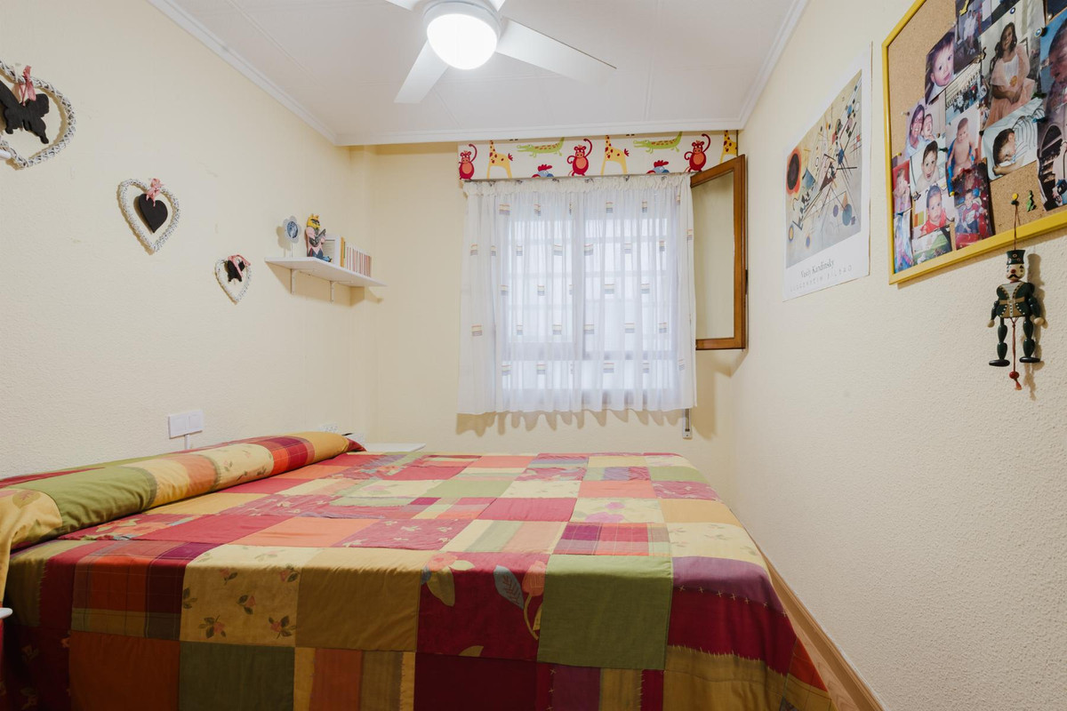 Se vende Apartamento Planta Media de 3 dormitorios en Costa Blanca, Alicante, España