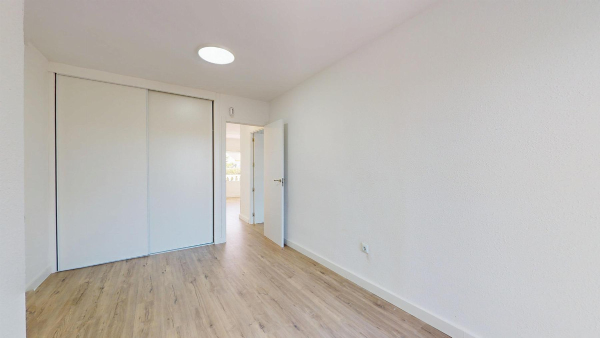 2 Bed Townhouse for sale in Villamartin Costa Blanca, Alicante, Spain