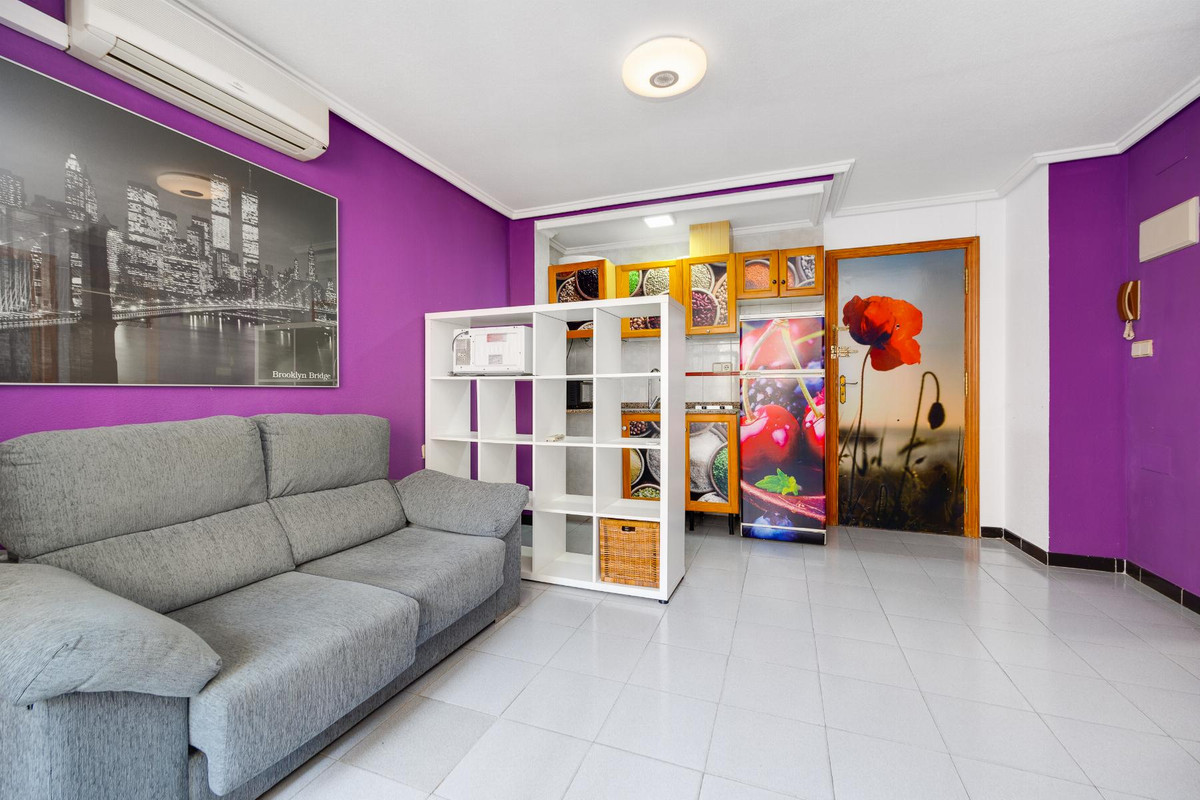 Se vende Apartamento Planta Media de 1 dormitorios en Costa Blanca, Alicante, España