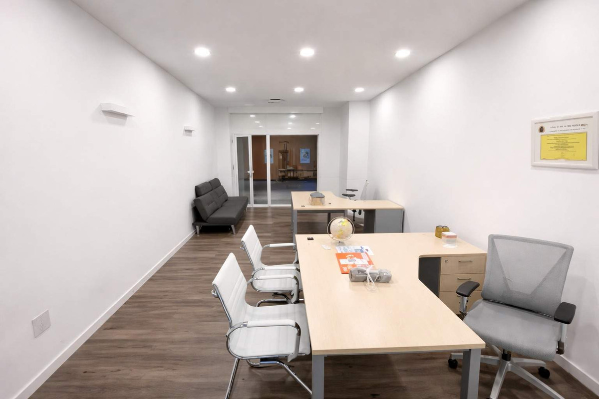 Se vende Local comercial  en Costa Del Sol, Málaga, España