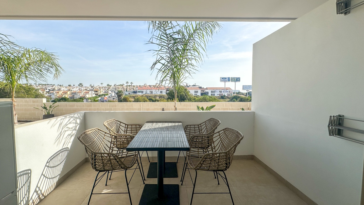 Se vende Apartamento Planta Baja de 2 dormitorios en Costa Blanca, Alicante, España