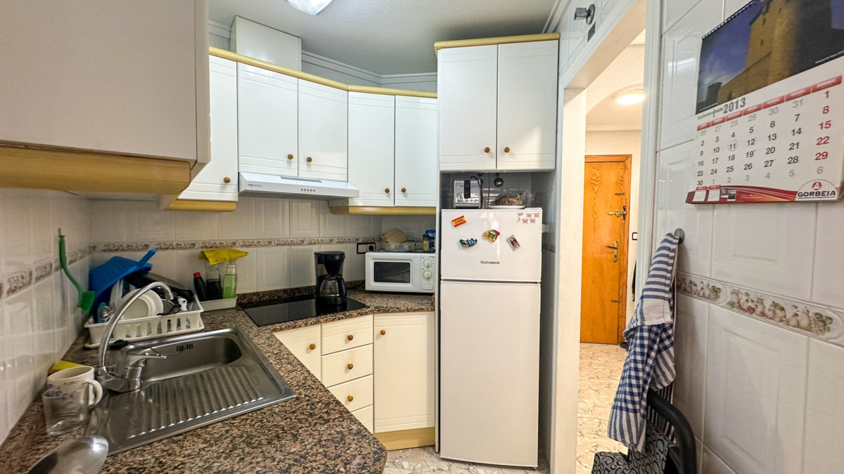 Se vende Apartamento Planta Media de 2 dormitorios en Costa Blanca, Alicante, España
