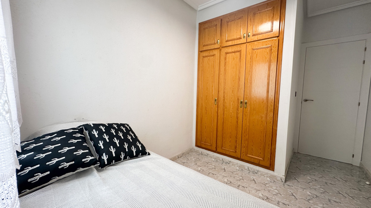Se vende Apartamento Planta Media de 2 dormitorios en Costa Blanca, Alicante, España